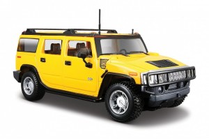 Model MAISTO 2003 HUMMER SUV ŻÓŁTY #31231 1:27