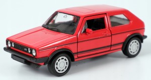 WELLY MODEL VW GOLF I GTI CZERWONY 1:34