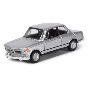 BBURAGO model 1972 BMW 2002 tii srebrny 1:32