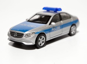 WELLY model 2016 MERCEDES-BENZ E-CLASS POLIZEI 1:34 