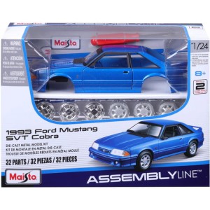 MODEL MAISTO 39537 FORD MUSTANG SVT COBRA 1:24 do składania / do złożenia