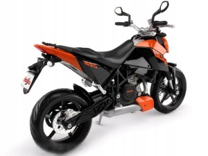 Maisto model motor KTM 690 Duke 1:12